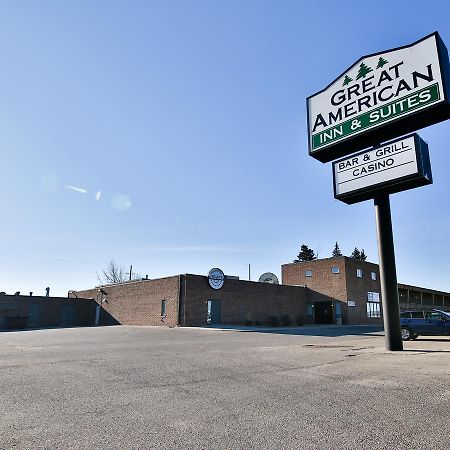 Great American Inn & SuitesDevils Lake エクステリア 写真