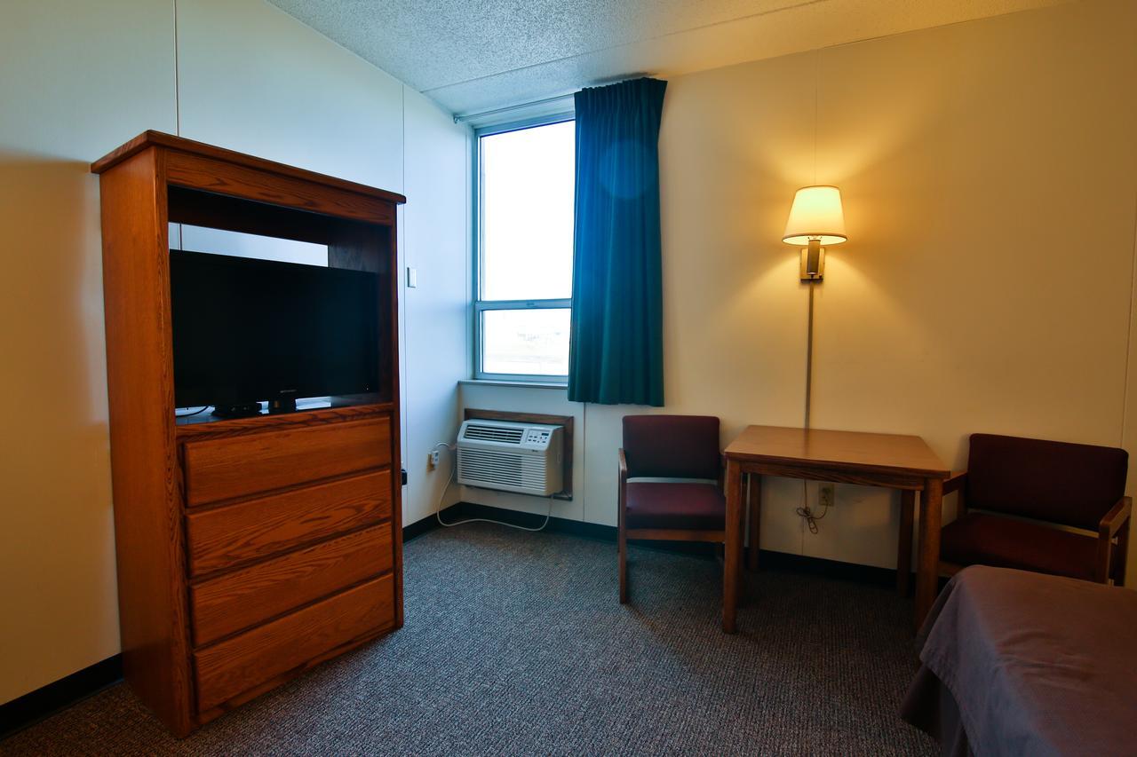 Great American Inn & SuitesDevils Lake エクステリア 写真